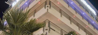 Hotel Club House