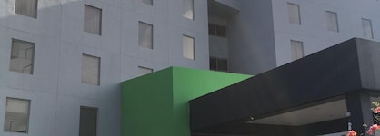 Wyndham Garden Monterrey Valle Real