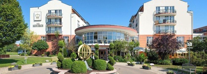 The Monarch Hotel