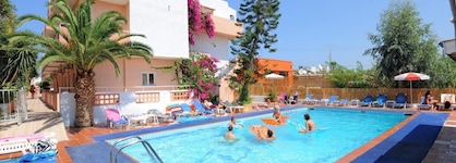 Primavera Beach Hotel