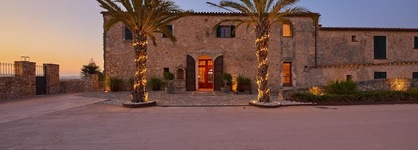 Hotel Rural Es Riquers