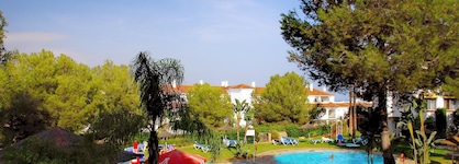 Miraflores Resort