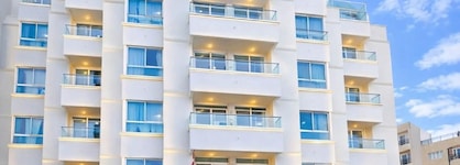 New Farah Hotel