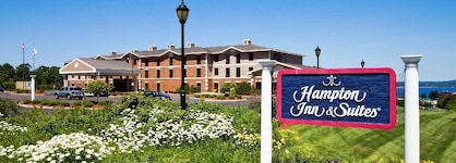 Hampton Inn & Suites Petoskey