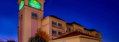 La Quinta Inn & Suites By Wyndham Dfw Airport West - Bedford