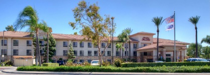 Hampton Inn & Suites Ontario