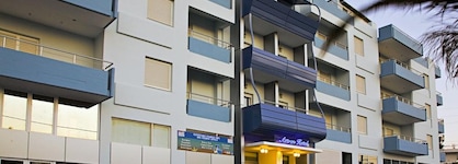 Astron Hotel
