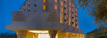 Sterlings Mac Hotel & Suites