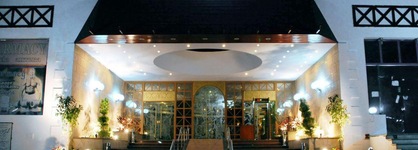 La Perla Hotel