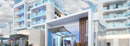 Blue Bay Platinum Hotel