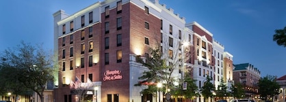 Hampton Inn Suites - Gainesville Downtown