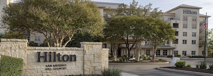 Hilton San Antonio Hill Country Hotel & Spa