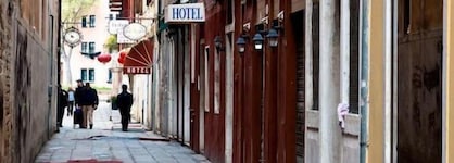 Hotel Atmosphere