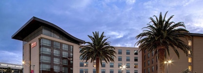 Home2 Suites By Hilton Anaheim Resort