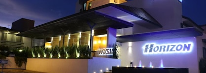 Hotel Horizon And Convention Center