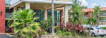 Quality Inn & Suites At Tropicana Field