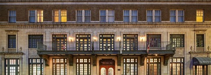 Redmont Hotel Birmingham, Curio Collection By Hilton
