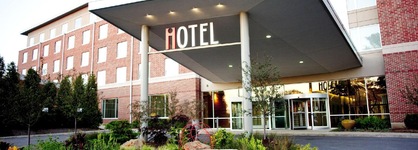I Hotel And Illinois Conference Center
