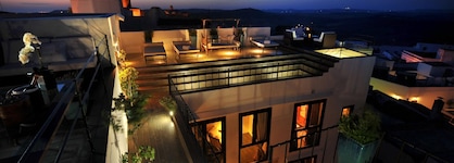 Boutique Hotel V-By Grupo Tribu
