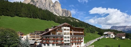 Hotel Sassongher