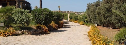 Villa Carlo Resort