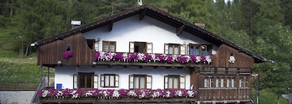 Hotel Al Larin