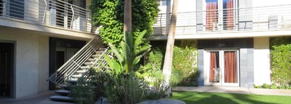 7 Springs Inn & Suites