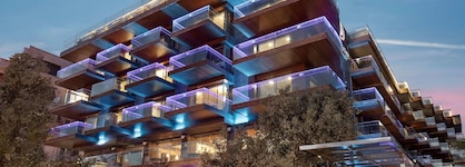 Doubletree By Hilton Hotel Kuşadası