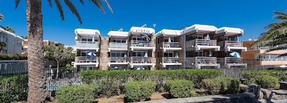 Apartamentos El Paseo