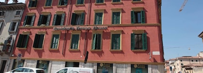 Aparthotel Verona House