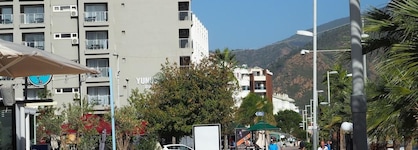 Yunus Hotel