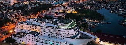 Pacific Palace Hotel