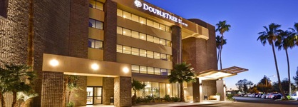 Doubletree By Hilton Phoenix North