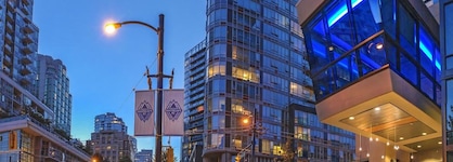 Hotel Blu Vancouver