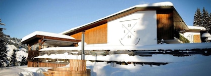 Saanewald Lodge