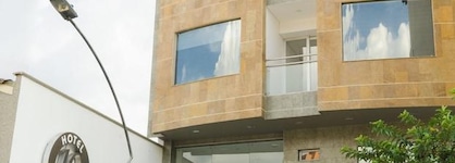 Hotel Lleras 10