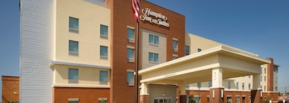 Hampton Inn & Suites San Antonio-Downtown   Market Square