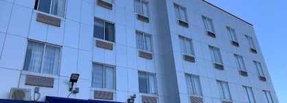 Days Inn By Wyndham Brooklyn Borough Park