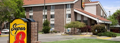 Super 8 By Wyndham Westminster Denver North