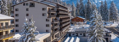 Victoria Hotel & Residence