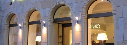 Hotel Arcade