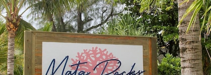 Mata Rocks Resort