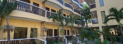 Bamboo Beach Resort