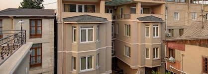 Kmm Hotel