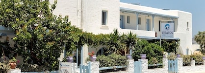 Stratos Studios & Apartments