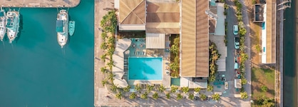 Ianos Hotel