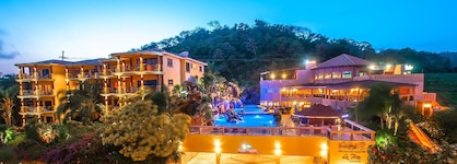 Clarion Suites Roatan At Pineapple Villas