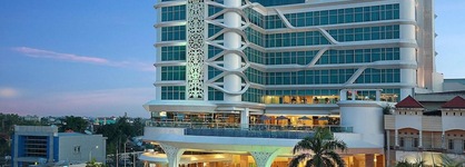 Golden Tulip Galaxy Hotel