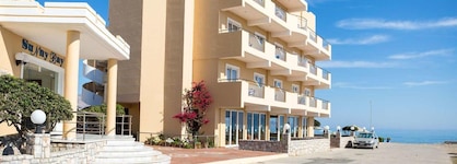 Sunny Bay Hotel