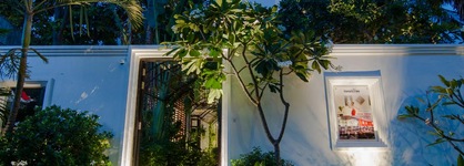 La Rose Suites